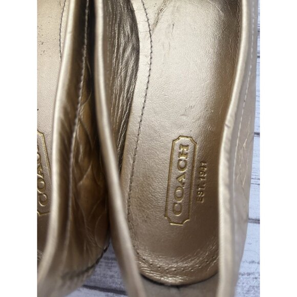 Coach Penny Women's Patent Gold Leather Slip On Flats Loafers Size 7.5 - Picture 6 of 12